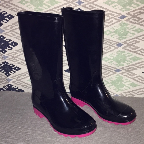 black and pink rain boots